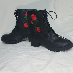 Madden girl combat boots